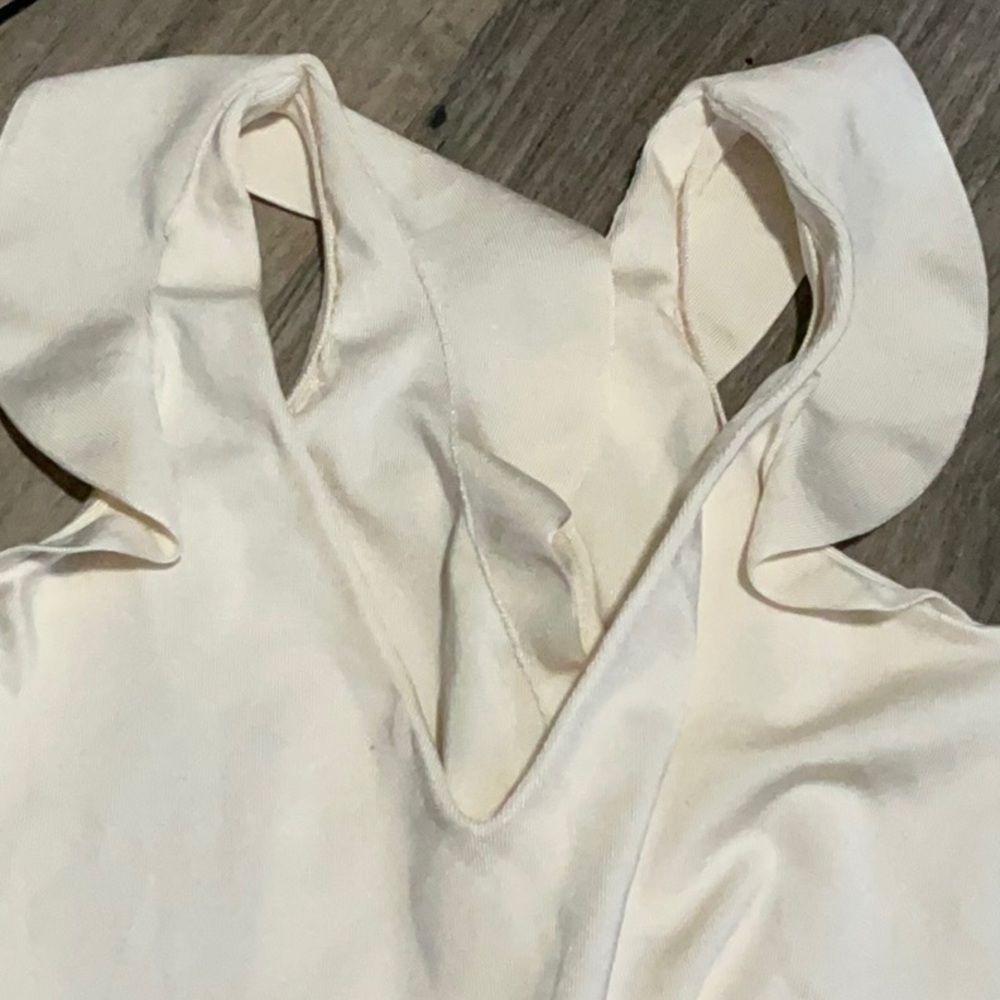 Sleeveless Ruffle Embellished sweater Lux cream